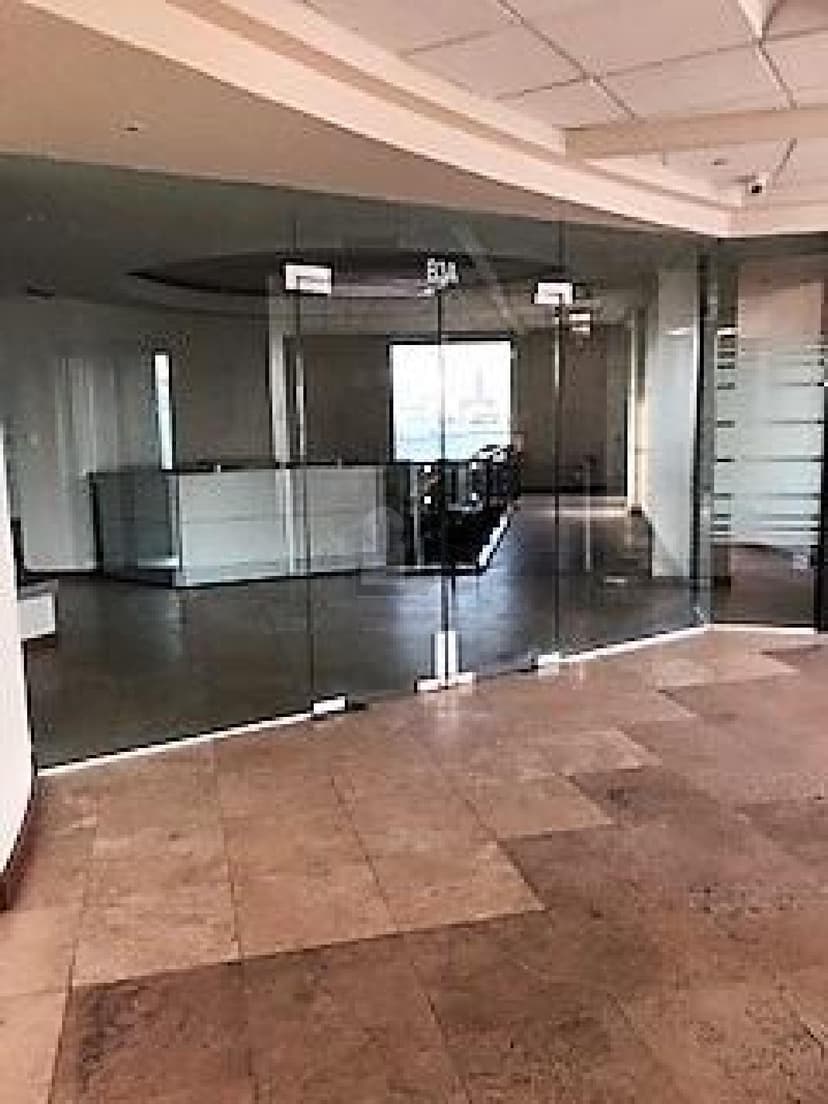 Gallery main