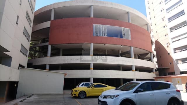 Departamento en venta en Bosque Real de 265 m2, Huixquilucan, Estado de Mexico.