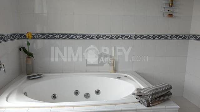 Venta de casa en Metepec,  casa de dos niveles ubicada en Privada