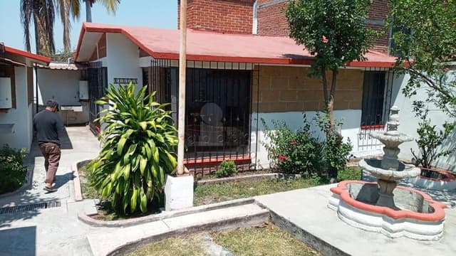Casa sola en venta en Col 3 de Mayo Municipio Emiliano Zapata Morelos.