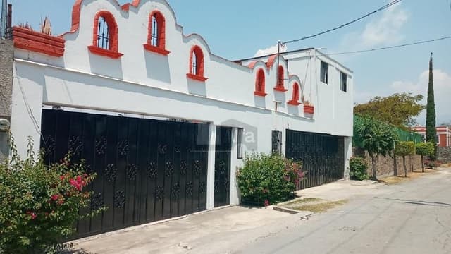 Casa sola en venta en Col 3 de Mayo Municipio Emiliano Zapata Morelos.