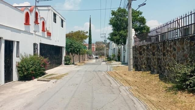 Casa sola en venta en Col 3 de Mayo Municipio Emiliano Zapata Morelos.