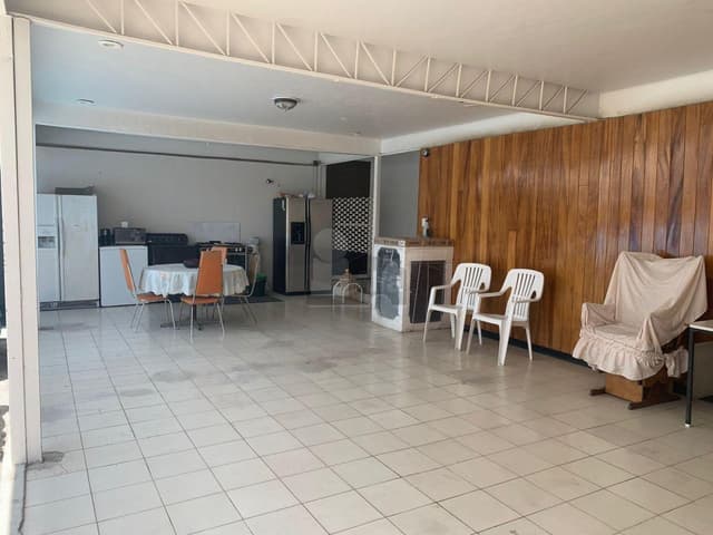 Hospedaje en Renta Col. Andrade con servicios cerca central camionera, Renta Periodos Cortos