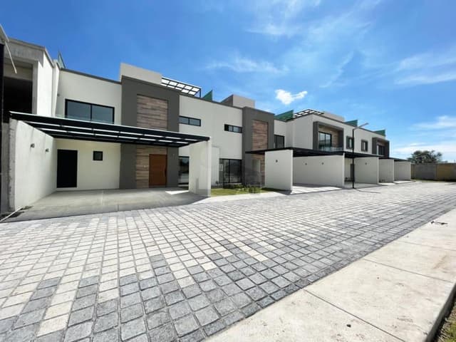 Casa nueva en venta en Metepec, cerca del Parque Bicentenario