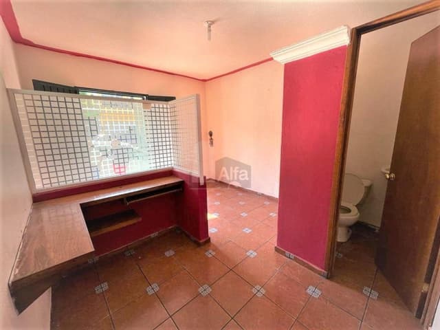 Casa con local en venta en Lázaro Cárdenas, Querétaro