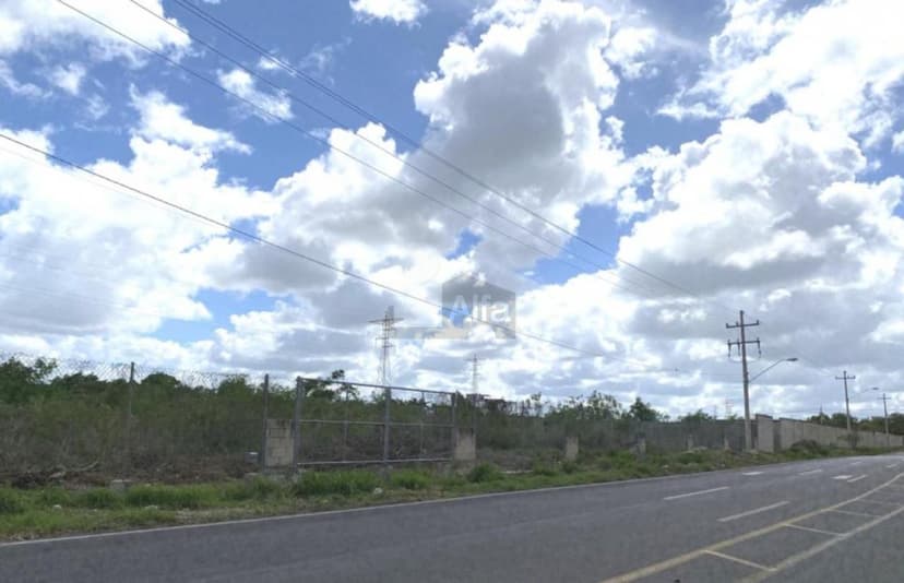 Terreno en venta Temozón Norte Mérida Yucatán ideal para desarrollos....