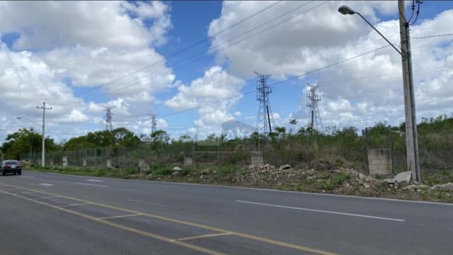 Terreno en venta Temozón Norte Mérida Yucatán ideal para desarrollos....