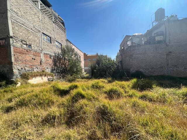 Terreno habitacional en venta en La Retama, Toluca, México