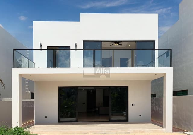 Casa en Venta en Lagos del Sol Residencial 4 recs y 4.5 baños, Cancún, Quintana Roo