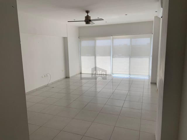 Departamento en Renta en Residencial Astoria: 3 Recámaras, Terraza y Estacionamiento