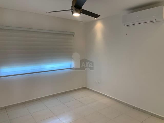 Departamento en Renta en Residencial Astoria: 3 Recámaras, Terraza y Estacionamiento