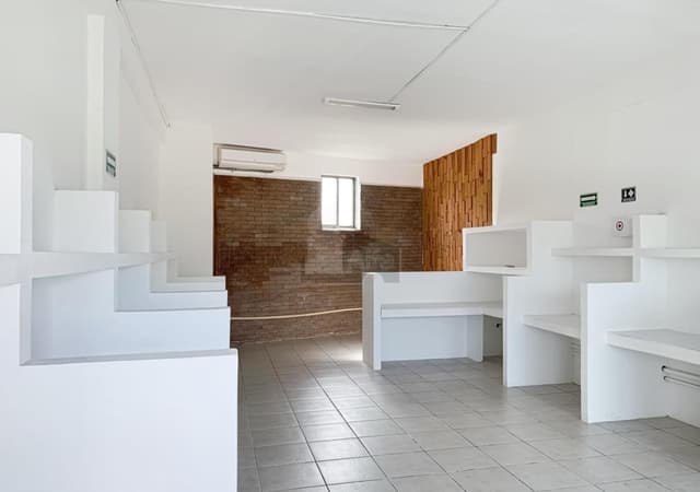 Local Comercial en Renta. Av J. Rodrigo Gómez Kabah, SMZ-57, Cancún Quintana Roo