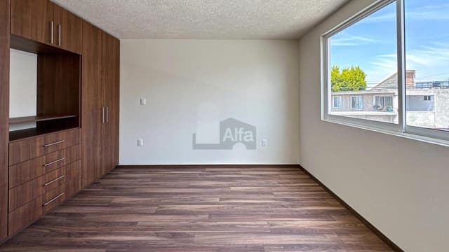 Residencia nueva a una cuadra de Av. Tecnológico en Metepec