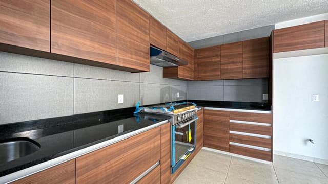 Residencia nueva a una cuadra de Av. Tecnológico en Metepec