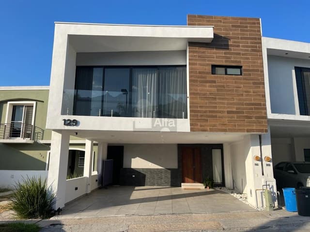 Casa en venta, Cerradas de Cumbres, Monterrey, Nuevo Leon.
