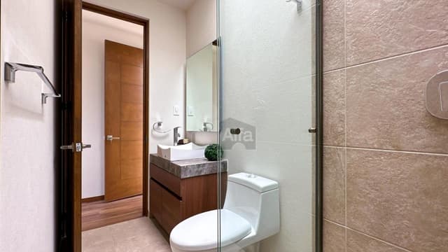 Residencia nueva a 2 minutos del la estación del Tren Interurbano en Metepec