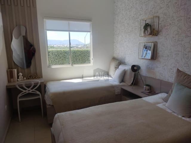 Casa en venta al poniente modelo siva 2