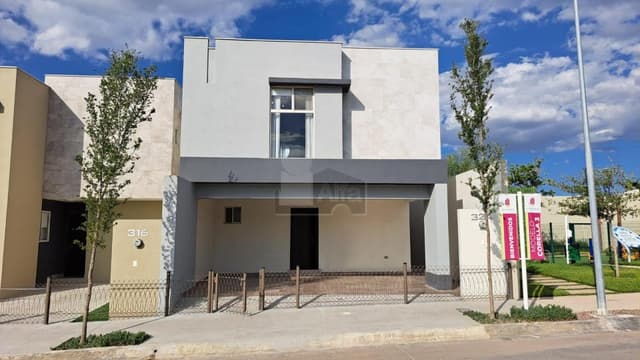 Casa en venta al oriente Fracc. Cantabria Residencial  Modelo Corella 3
