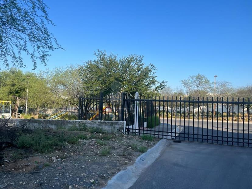 Terreno en venta, Cumbres Platino, Monterrey, Nuevo Leon.