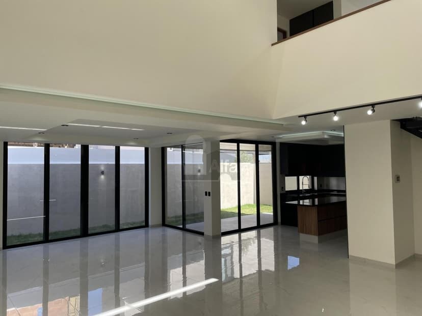Gallery preview 3