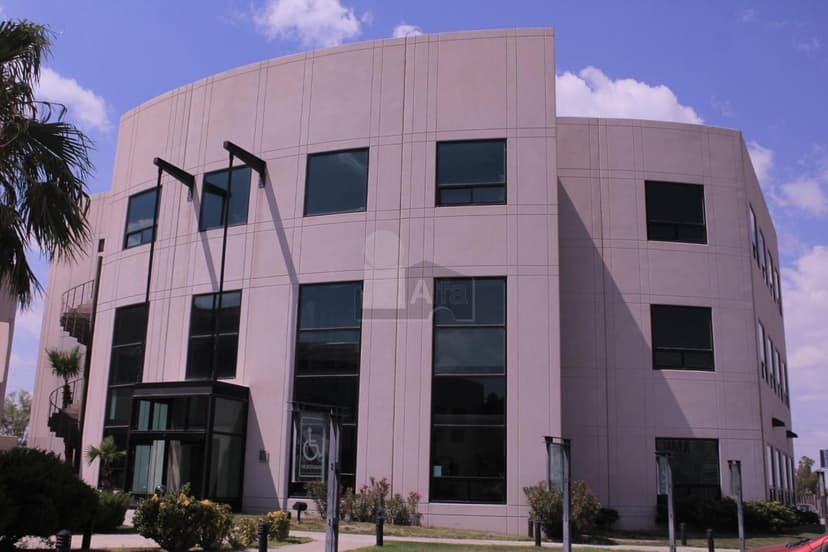 Gallery main