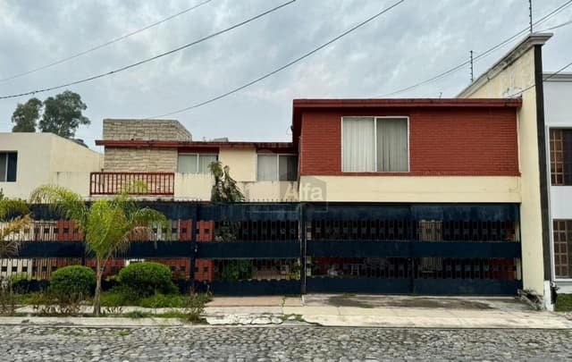Casa en renta en Contry Colonial la Silla Zona Sur Monterrey Nuevo Leon Amueblada