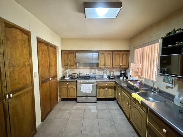 Casa en renta en Contry Colonial la Silla Zona Sur Monterrey Nuevo Leon Amueblada