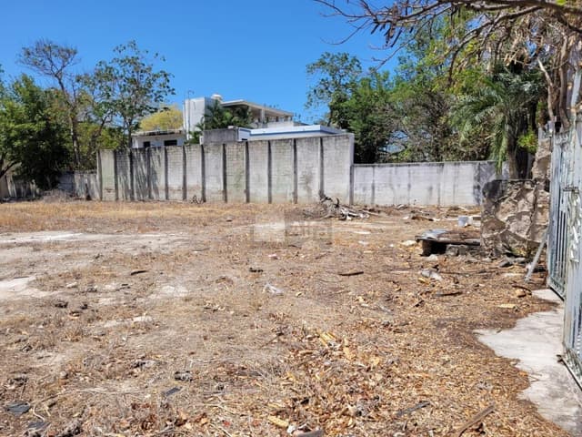 Terreno en Venta en Prolongación Montejo, Mérida, Yucatán