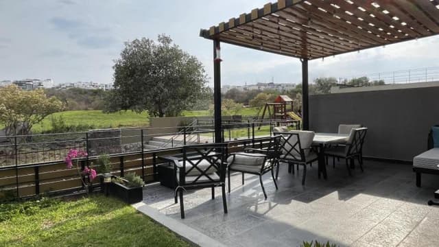 Departamento de lujo, amueblado y con vista al campo de golf en Zibatá. Solo Inversionistas