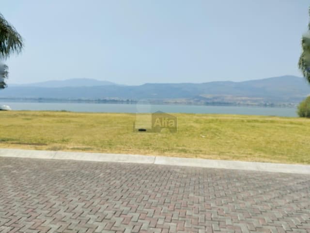 Terreno en Venta Cajitittlan