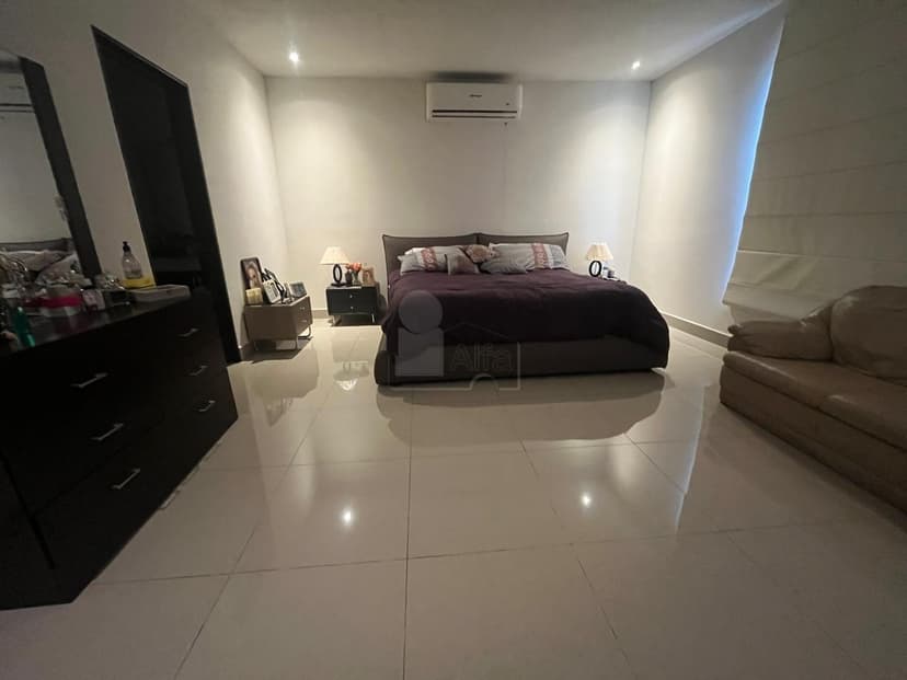 Casa en venta, Cumbres Elite 9 sector, Monterrey, Nuevo León.