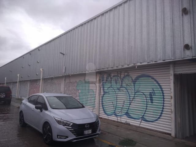 Negocio de Mini bodegas en Venta/ Renta Por av. Fleming, San Luis Potosí