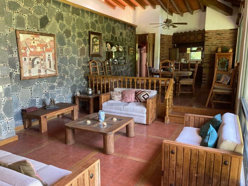 Casa sola en venta en Los Limoneros, Cuernavaca, Morelos