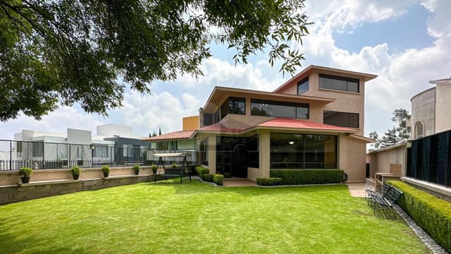 Casa en venta con vista al hoyo 4 del Campo de Golf en Chiluca