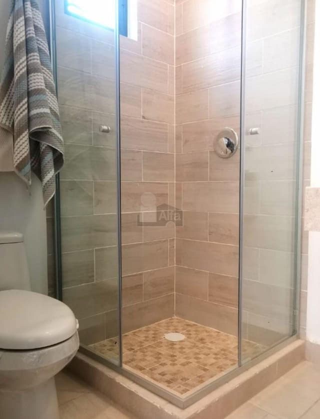 Casa en Venta en Frac Villa Asturiana, León, Gto. a 700m del Puente del Milenio, Modelo NAVIA