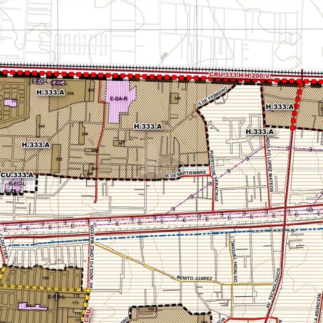 Terreno Comercial en Tollocan, Metepec  Ubicación Estratégica CRU H333