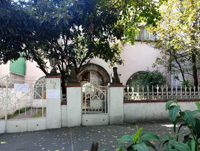 Casa en Venta o  en APORTACION  a precio de  TERRENO,  Barrio del Niño Jesús Coyoacán.