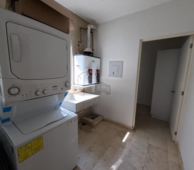 Departamento Amueblado EN RENTA en colonia Jardín, San Luis Potosí