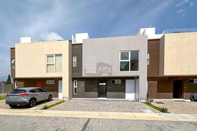 Casa en condominio en venta en Agrícola Álvaro Obregón, Metepec, México