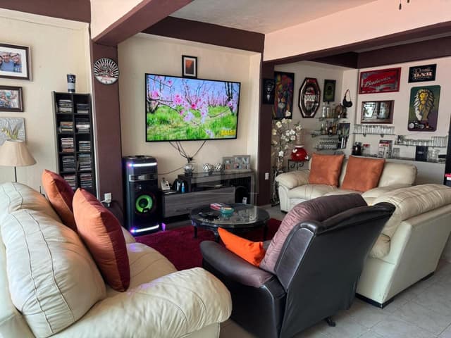 VENTA CASA VERTICAL AMUEBLADA COL. GUERRERO, MUY CERCANA A METRO GARIBALDI