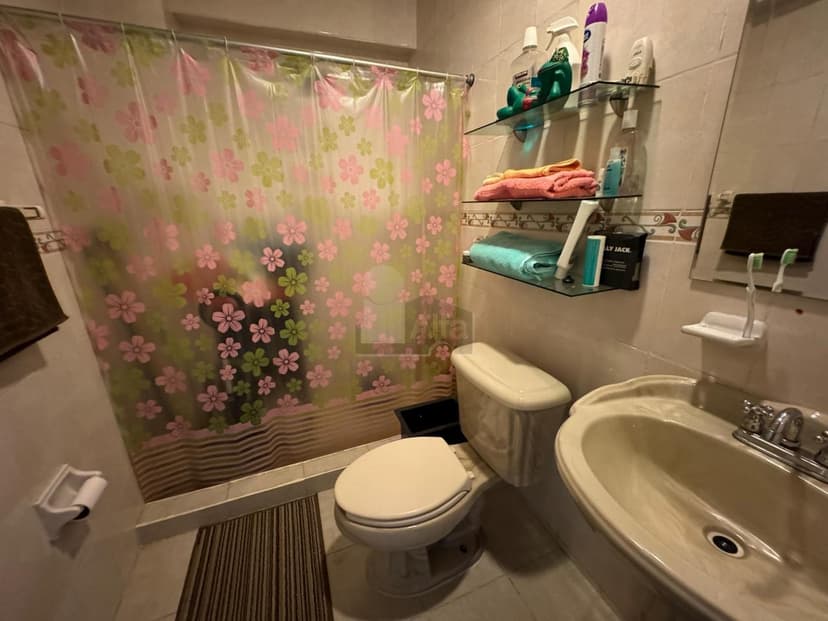 VENTA CASA VERTICAL AMUEBLADA COL. GUERRERO, MUY CERCANA A METRO GARIBALDI