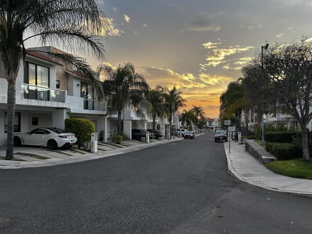 Casa en venta en Querétaro. Fraccionamiento El Mirador.