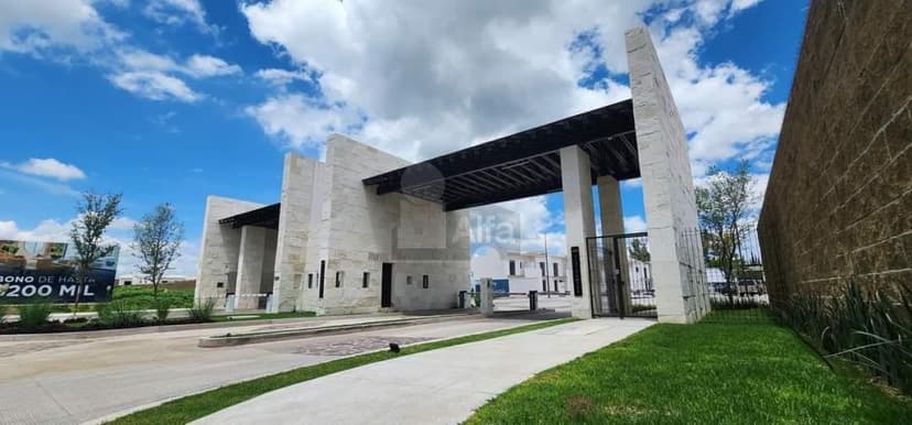 Casa en Venta en Frac. Villa Asturiana, León. Gto a 700mt del puente del Milenio Modelo ONIS, al Sur
