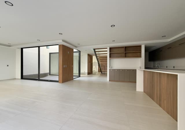 Casa en venta y/o renta en Querétaro. Fraccionamiento Altozano.