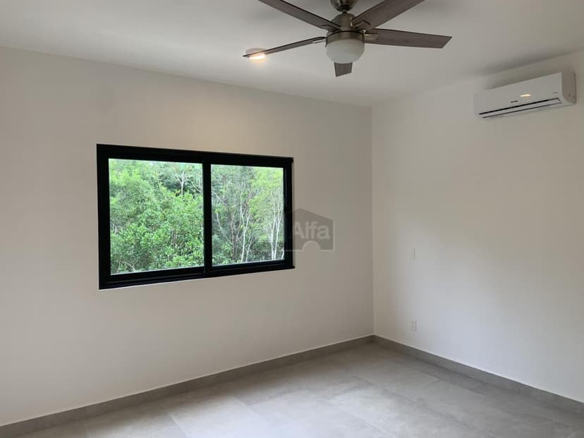 Casa en Venta Residencial Via Cumbres, 4 recs, 4 baños completos, Cancún Quintana Roo