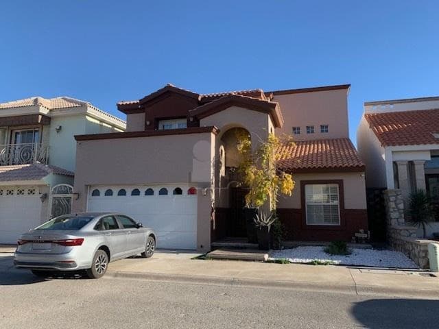 Residencia en venta en Cd. Juarez, Cerrada Arboledas