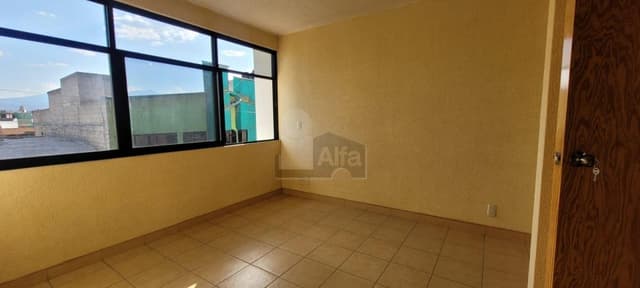 Oficina comercial en renta en San Buenaventura, Toluca, México