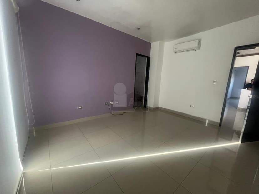 Gallery main