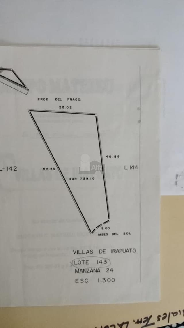 Terreno habitacional en venta en Villas de Irapuato