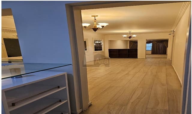 Casa en venta en Monterrey Col. Mitras Centro, amplia y recién remodelada.